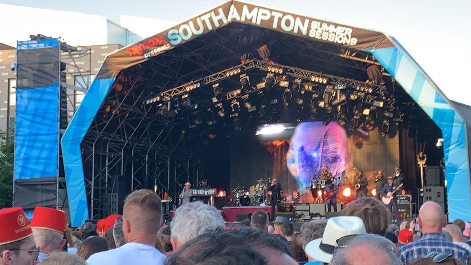 Live Review: Summer Sessions Southampton - Tom Jones and Madness ...